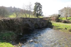 2.-Hele-Bridge-upstream