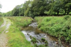 15.-Flowing-beneath-Ware-Ball-upstream-from-Westermill-23