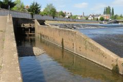 11.-Weir-downstream-from-Bridge-Street-Bridge-2