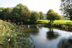 8.-Downstream-from-Bickleigh-Castle-18