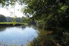 8.-Downstream-from-Bickleigh-Castle-25