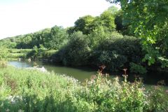 13.-Upstream-from-Lower-Millcote-rail-bridge-1