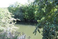 13.-Upstream-from-Lower-Millcote-rail-bridge-5