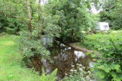 4.-Flowing-behind-the-Youth-Hostel-in-Exford-1