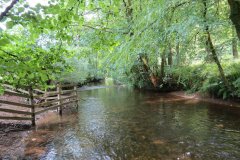 7.-Upstream-from-Week-Accommodation-Bridge-15