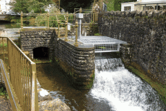 28.-Queens-Row-pond-sluice