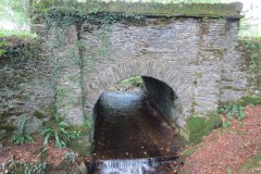 12.-Lower-Beverton-Bridge-downstream-arch