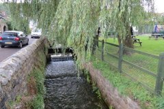 7.-Brewers-Arms-weir-1