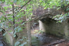 16.-Haselbury-Bridge-downstream-arch-3