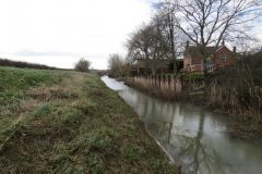 27.-Upstream-from-Englands-Bridge