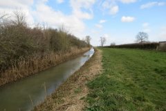 30.-Upstream-from-Englands-Bridge