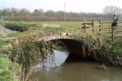 16.-St-Dunstans-Church-Footbridge-Downstream-Arch