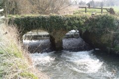 10.-Churchmoor-Farm-Accommodation-Bridge-Downstream-Arch