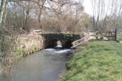 9.-Churchmoor-Farm-Accommodation-Bridge-Downstream-Arch