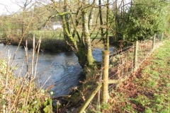 38. Confluence with River Exe_640x480