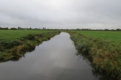 12.-Downstream-from-Manor-Farm-Accomodation-bridge-7
