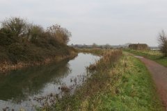 33.-Upstream-from-Charlton-Bridge-2