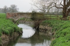 8.-Earnshill-Park-accommodation-Bridge-upstream-Arch