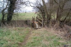 17.-Footbridge-Downstream-from-Disused-Railway-Bridge
