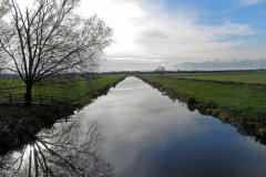 20.-Looking-upstream-from-Aller-Drove-Bridge