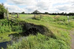 58.-Farm-accommodation-bridge-downstream-arch