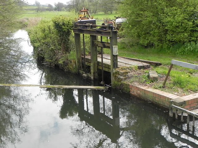 2.-Sluice-to-River-Axe-outlet