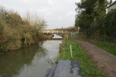 64.-Looking-upstream-to-Outwood-Swing-Bridge