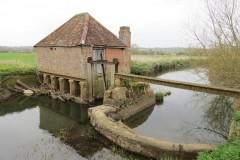 7.-Hatch-House-and-Weir