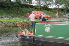 11.-Narrow-boat-Tiverton-Road-Basin