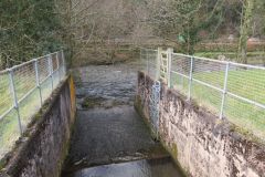 2.-Sluice-downstream-from-Dulverton-Bridge-1