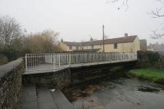 10.-Redcliffe-Court-Footbridge
