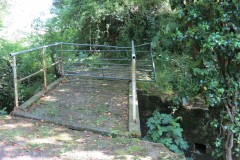13.-Bere-Mills-Farm-footbridge-west
