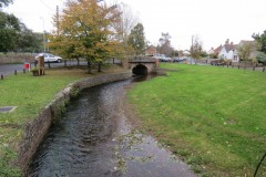 3.-Looking-downstream-to-Brook-Street-Bridge