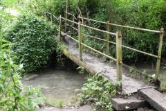 89.-Footbridge-over-Fordbury-Bottom-stream