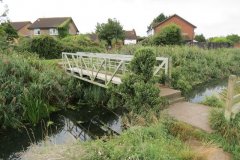 19.-Lansdown-Gardens-footbridge-2
