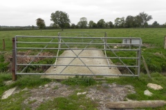 26.-Babcary-Accomodation-Bridge