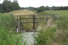 6.Sluice-downstream-from-Whitelake-Bridge