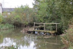 17.-Tonedale-Weir-footbridge