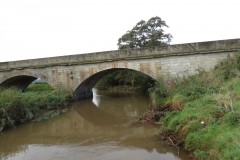 11.-Nynehead-House-drive-bridge-downstream-arches-2