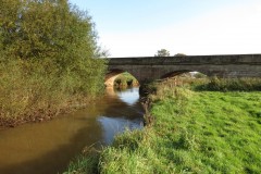 6.-Nynehead-House-drive-bridge-upstream-arches