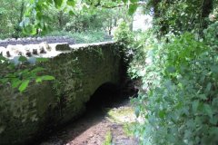 8Wells-Road-Bridge-Lower-Darshill-Upstream-Arch