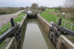 12.-Looking-downstream-from-Kings-Lock-Footbridge