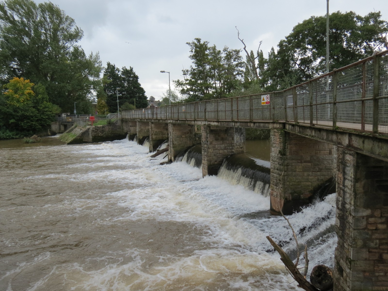 13.-French-Weir-Footbridge-downstream-face