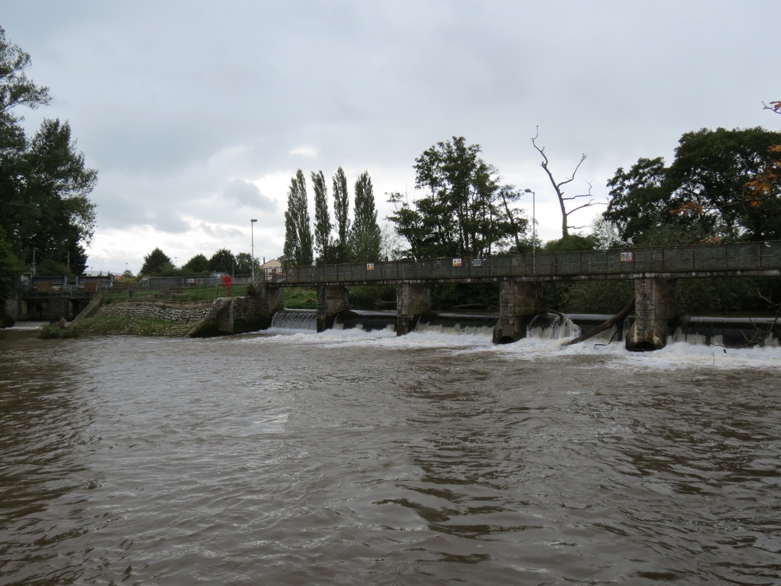 16.-French-Weir-Footbridge