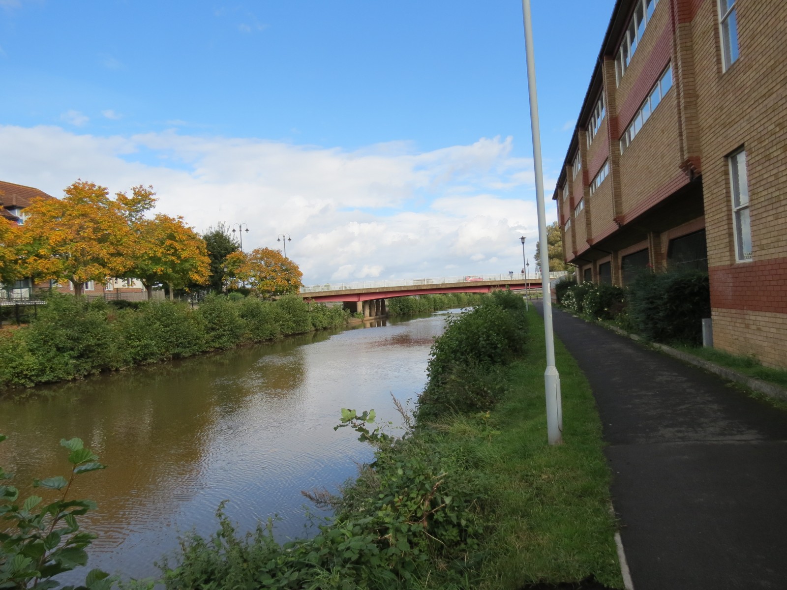 54.-Looking-upstream-to-Priory-Road-Bridge