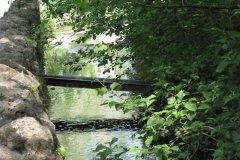 46Pipe-Crossing-Downstream-from-Accommodation-Bridge