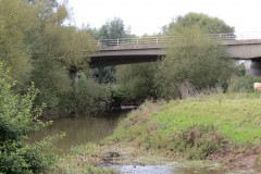 80.-M5-River-Tone-Bridge-downstream-face