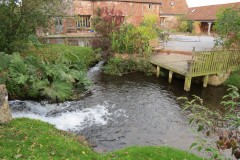 9.-Leat-returns-to-Mill-stream