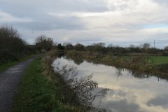 33.-Upstream-from-Crossways-Swing-Bridge-4
