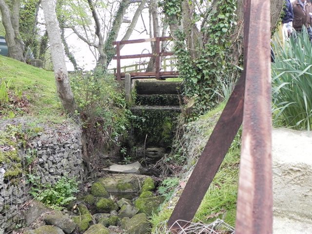 9.-Hewletts-Mill-Weir